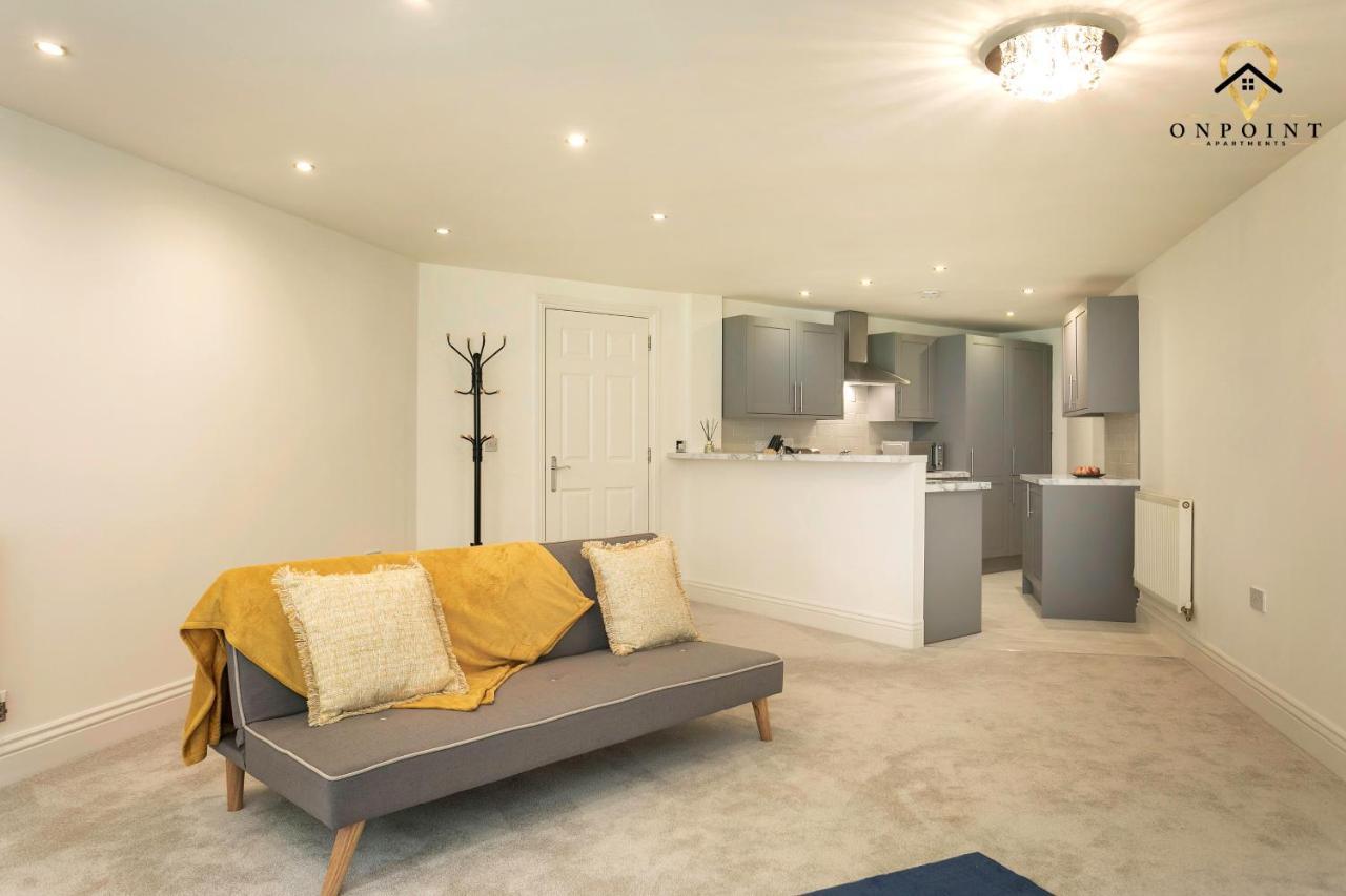 ✰Onpoint -Large 2 Bedroom Apt With Parking!✰ Nottingham Buitenkant foto