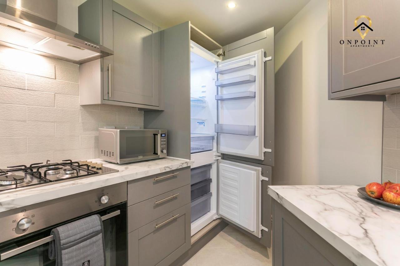 ✰Onpoint -Large 2 Bedroom Apt With Parking!✰ Nottingham Buitenkant foto