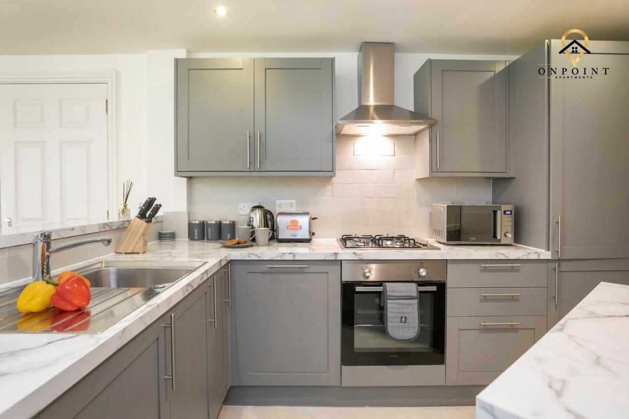 ✰Onpoint -Large 2 Bedroom Apt With Parking!✰ Nottingham Buitenkant foto