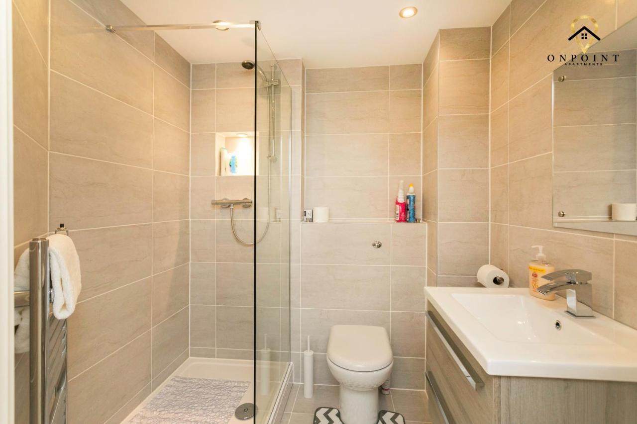 ✰Onpoint -Large 2 Bedroom Apt With Parking!✰ Nottingham Buitenkant foto