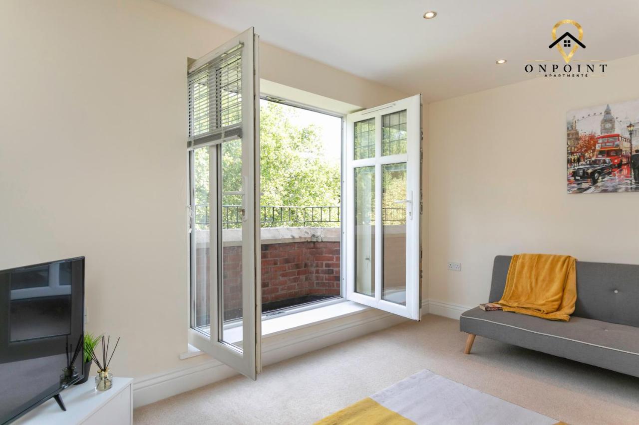 ✰Onpoint -Large 2 Bedroom Apt With Parking!✰ Nottingham Buitenkant foto