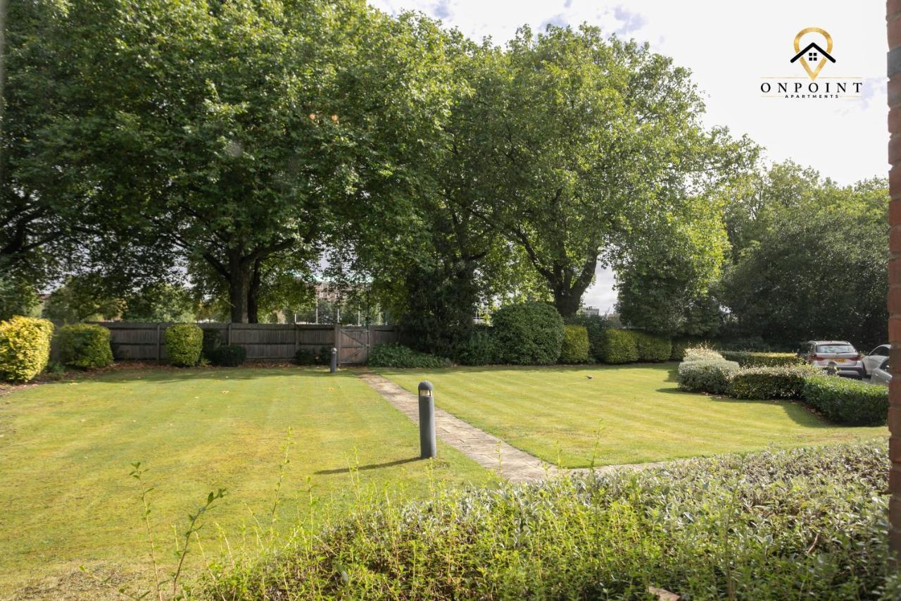 ✰Onpoint -Large 2 Bedroom Apt With Parking!✰ Nottingham Buitenkant foto