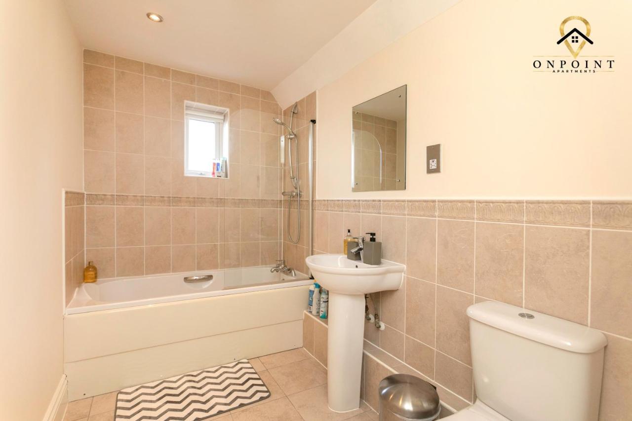 ✰Onpoint -Large 2 Bedroom Apt With Parking!✰ Nottingham Buitenkant foto
